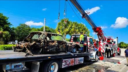 Divers find bones of mum and daughter who went missing 50 years ago in sunken car