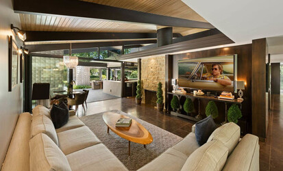Actor Jeremy Renner is looking to sell his home in Laurel Canyon California for 13 million.