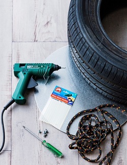 DIY Make this quirky ottoman out of a tyre and some rope DIY Make this quirky ottoman out of a tyre and some rope