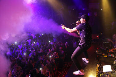 Jencarlos Canela Jencarlos Canela