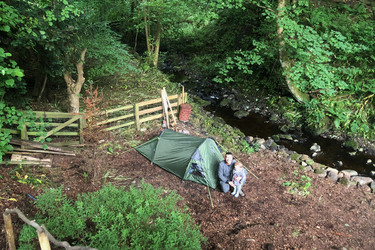 LUCKY DAD CAN ESCAPE INTO A FOREST IN HIS BACK GARDEN