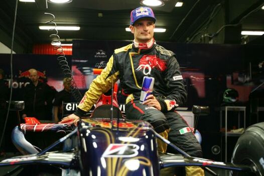 Presentazione della toro rosso TR02