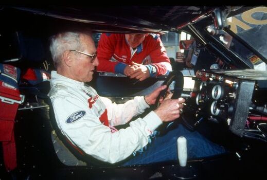 24 Hours of Daytona USA 04 05 02 1995