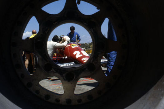 South Africa Grand Prix Kyalami RSA 05 07 04 1984 South Africa Grand Prix Kyalami RSA 05 07 04 1984