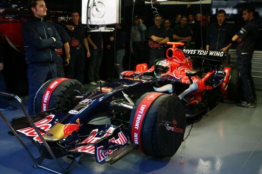 Presentazione della toro rosso TR02