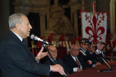 Dove il sì suona Firenze Dove il sì suona Firenze