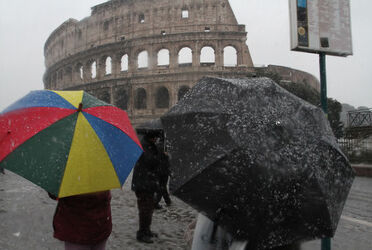FITTA NEVICATA A ROMA