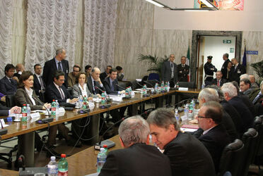 INCONTRO GOVERNO PARTI SOCIALI