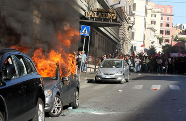 MANIFESTAZIONE INDIGNATOS MANIFESTAZIONE INDIGNATOS