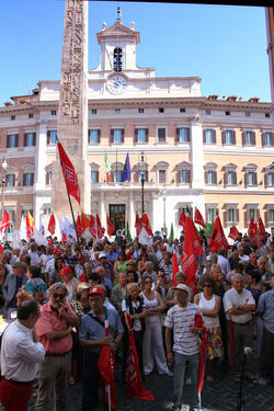 MANIFESTAZIONE CONTRO MANOVRA FINANZIARIA MANIFESTAZIONE CONTRO MANOVRA FINANZIARIA