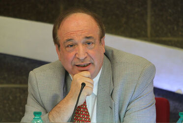 CONFERENZA STAMPA FIOM CGIL SU FIAT CONFERENZA STAMPA FIOM CGIL SU FIAT