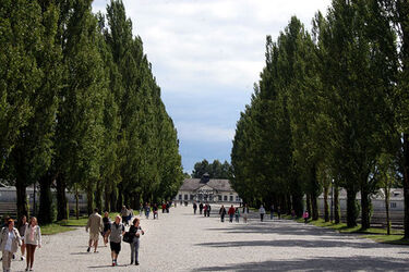 CAMPO DI CONCENTRAMENTO DACHAU CAMPO DI CONCENTRAMENTO DACHAU