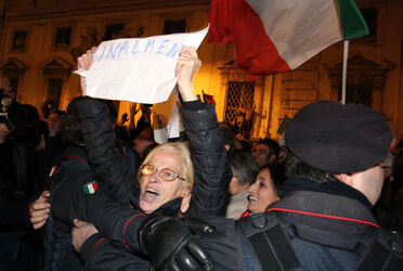 BERLUSCONI AL QUIRINALE PER DIMISSIONI BERLUSCONI AL QUIRINALE PER DIMISSIONI