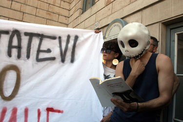 MANIFESTAZIONE PER TEATRO VALLE