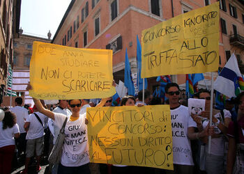 MANIFESTAZIONE CISL UIL CONTRO MANOVRA