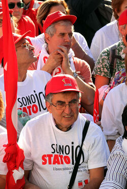 PROTESTA CGIL CONTRO GOVERNO BERLUSCONI