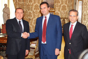 BERLUSCONI DE MAGISTRIS