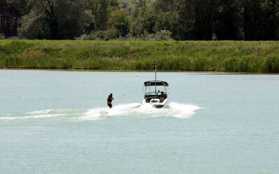 MANIFESTAZIONE CONTRO APERTURA DISCARICA A RIANO MANIFESTAZIONE CONTRO APERTURA DISCARICA A RIANO