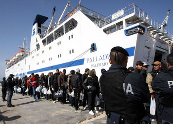 SBARCHI IMMIGRATI A LAMPEDUSA