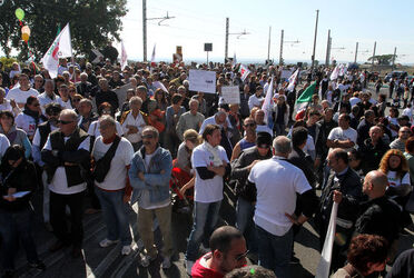MANIFESTAZIONE DISCARICA RIANO ROMA MANIFESTAZIONE DISCARICA RIANO ROMA