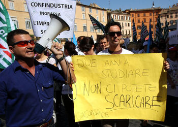 MANIFESTAZIONE CISL UIL CONTRO MANOVRA