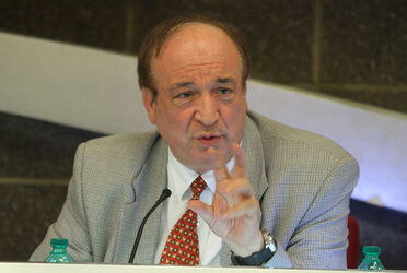 CONFERENZA STAMPA FIOM CGIL SU FIAT CONFERENZA STAMPA FIOM CGIL SU FIAT