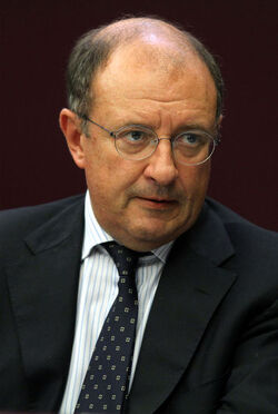 CONF STAMPA MANOVRA FINANZIARIA CONF STAMPA MANOVRA FINANZIARIA