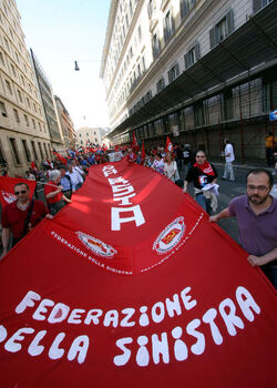 MANIFESTAZIONE RIFONDAZIONE COMUNISTA