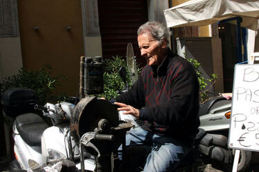 I VECCHI MESTIERI L ARROTINO 