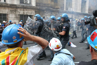 MANIFESTAZIONE OPERAI ALCOA