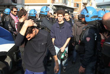 MANIFESTAZIONE STUDENTI CONTRO G20