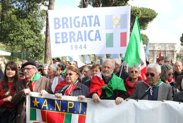 MANIFESTAZIONE DELLA LIBERAZIONE MANIFESTAZIONE DELLA LIBERAZIONE