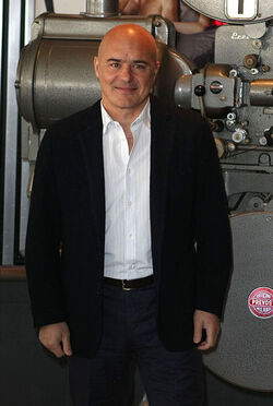 IL COMMISSARIO MONTALBANO IL COMMISSARIO MONTALBANO