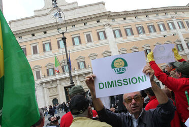 MANIFESTAZIONE VERDI CONTRO BERLUSCONI
