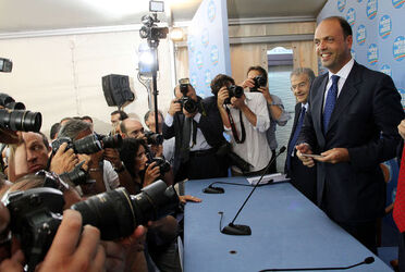 CONFERENZA STAMPA DEL POPOLO DELL LIBERTA SUL PRESIDENZIALISMO CONFERENZA STAMPA DEL POPOLO DELL LIBERTA SUL PRESIDENZIALISMO