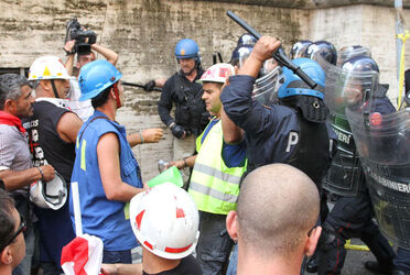 MANIFESTAZIONE OPERAI ALCOA