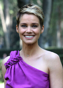 LA FINE E IL MIO INIZIO LA FINE E IL MIO INIZIO