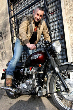 OFFICINA MOTO INGLESI