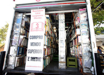 VENDITA LIBRI USATI A LUNGOTEVERE OBERDAN
