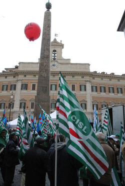 MONTECITORIO CGIL CISL UIL CONTRO FINANZIARIA