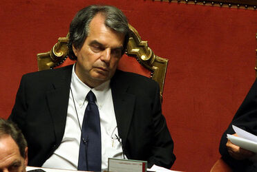 INFORMATIVA SU CRISI IN ITALIA