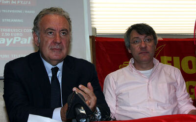 CONFERENZA SIGNORI ENTRA IL LAVORO TUTTI A PIEDI CONFERENZA SIGNORI ENTRA IL LAVORO TUTTI A PIEDI