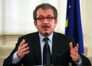 RIUNIONE EMERGENZA IMMIGRAZIONE RIUNIONE EMERGENZA IMMIGRAZIONE