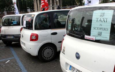 MANIFESTAZIONE TASSISTI