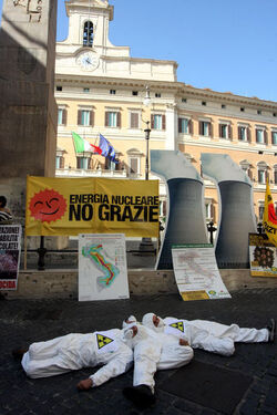 MAN VERDI CONTRO IL NUCLEARE