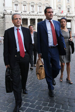 BERLUSCONI DE MAGISTRIS