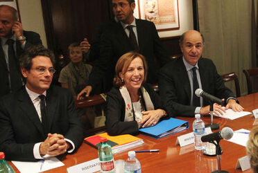 INCONTRO GOVERNO SINDACATI SU FIAT INCONTRO GOVERNO SINDACATI SU FIAT