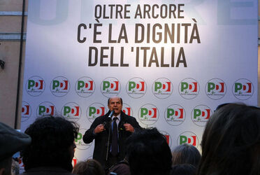 FIRME PER DIMISSIONI BERLUSCONI