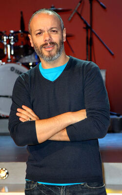 LA7 THE SHOW MUST GO OFF