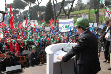 MANIFESTAZIONE EDILI CGIL CISL UIL
